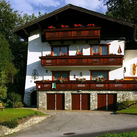 Haus Strutzenberger Apartamento