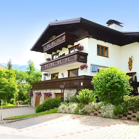 Haus Strutzenberger Apartment Bad Ischl